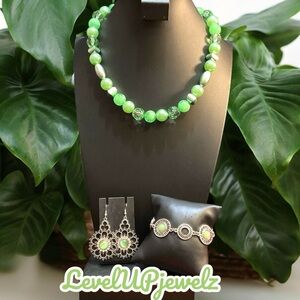 Plentiful pearl,costal charmer,Florence renaissance 3 piece set.